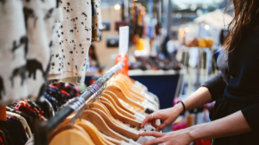 Why Retailers Are Choosing Bulk District Apparel Over Generic Brands
